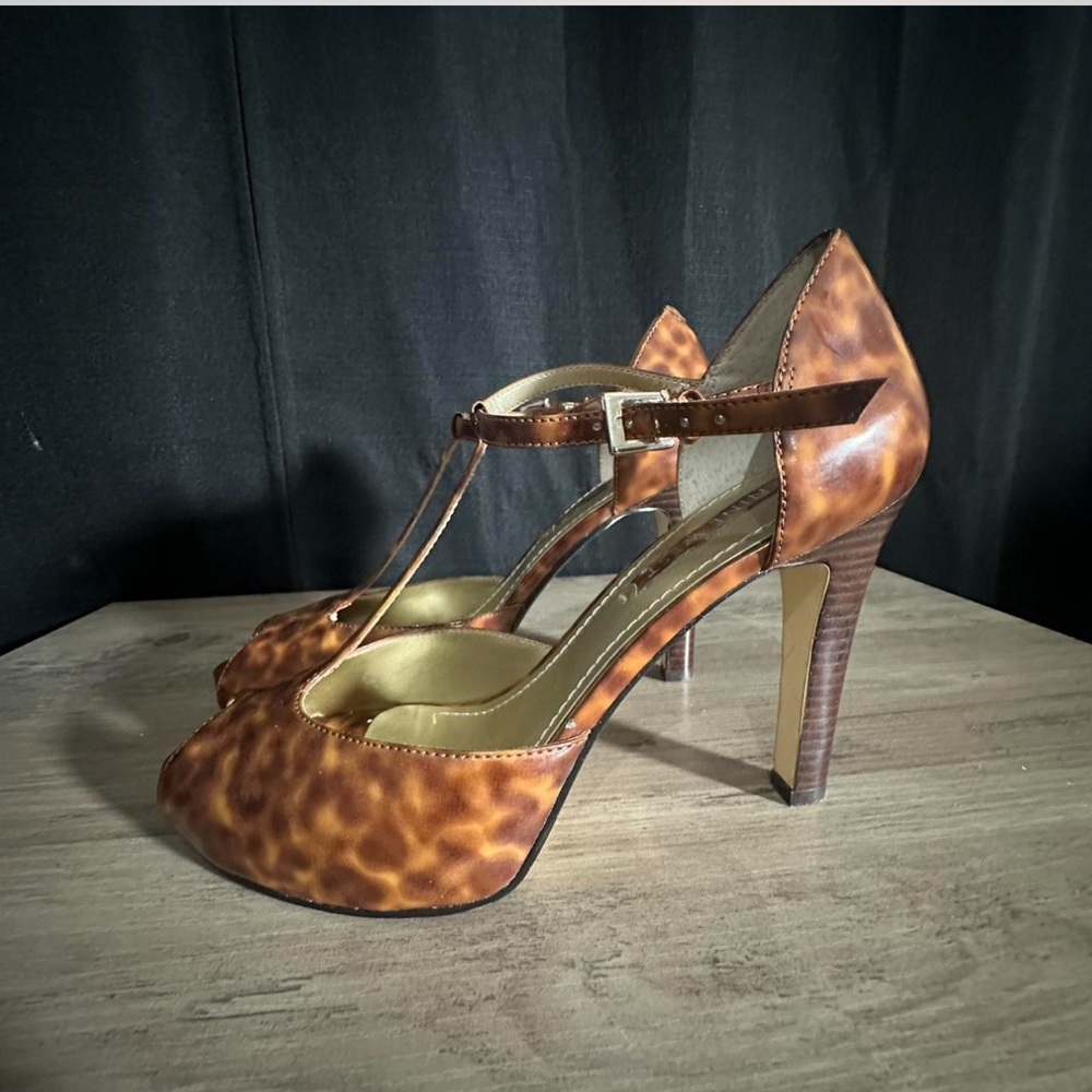 Elegant Brown T-Strap Heels